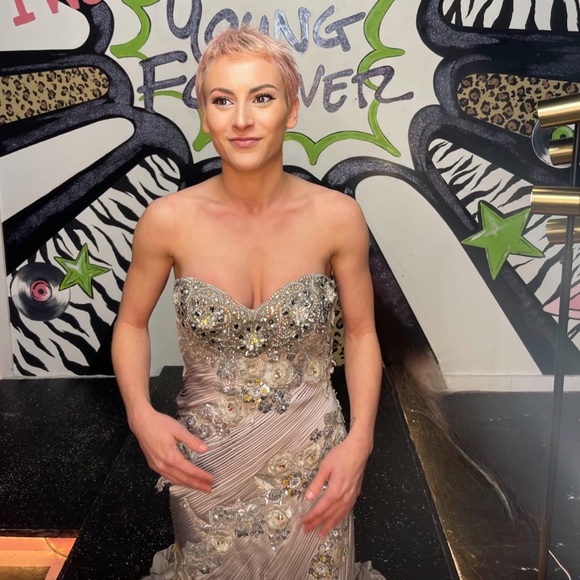 Evening by Mac Duggal Couture | size 8 altered to size 0 | Gray Platinum White - Picture 2 of 5